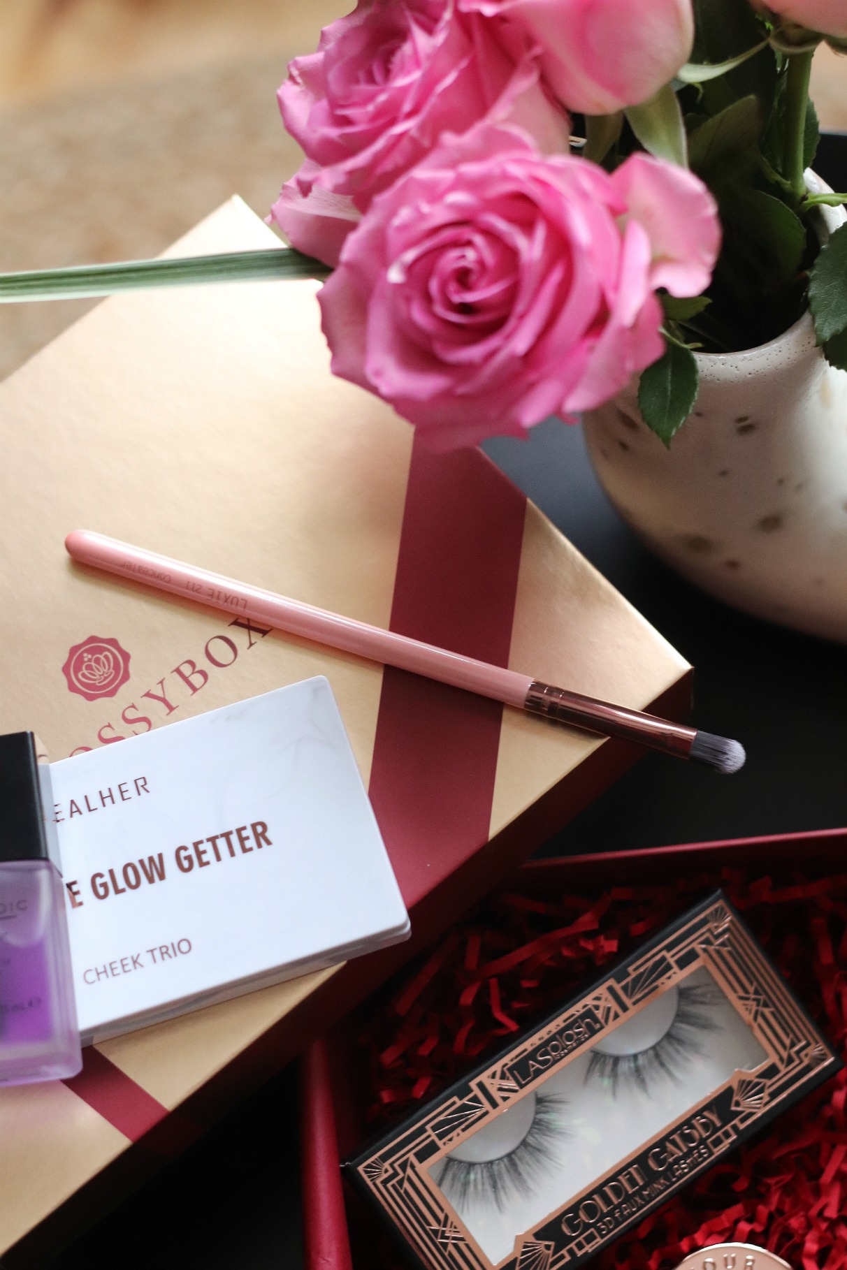 Glossybox December 2019 Luxie 211 makeup brush