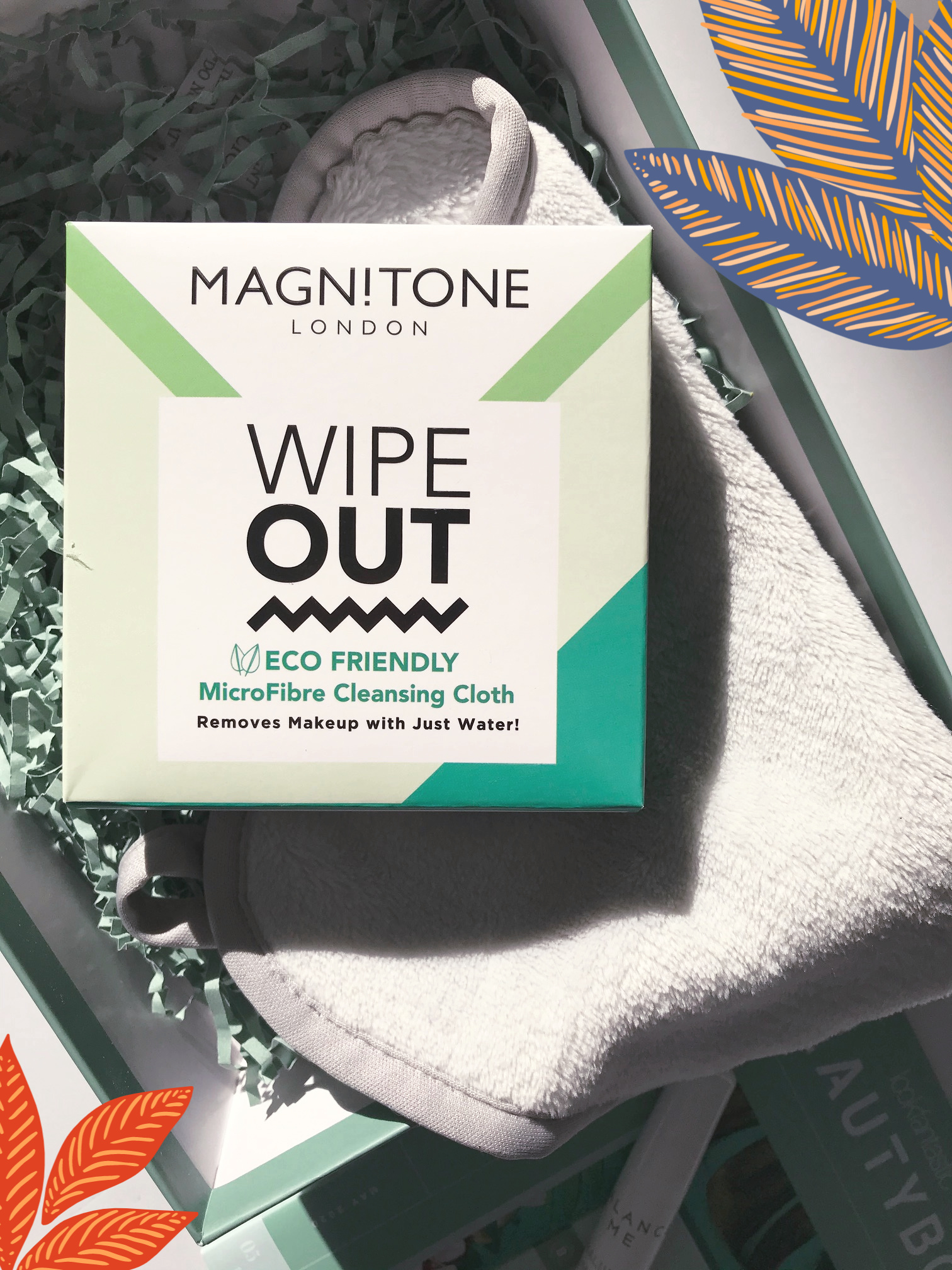 Lookfantastic Beauty Box May 2020 Magnitone Wipe Out Microfibre Cleansing Cloth